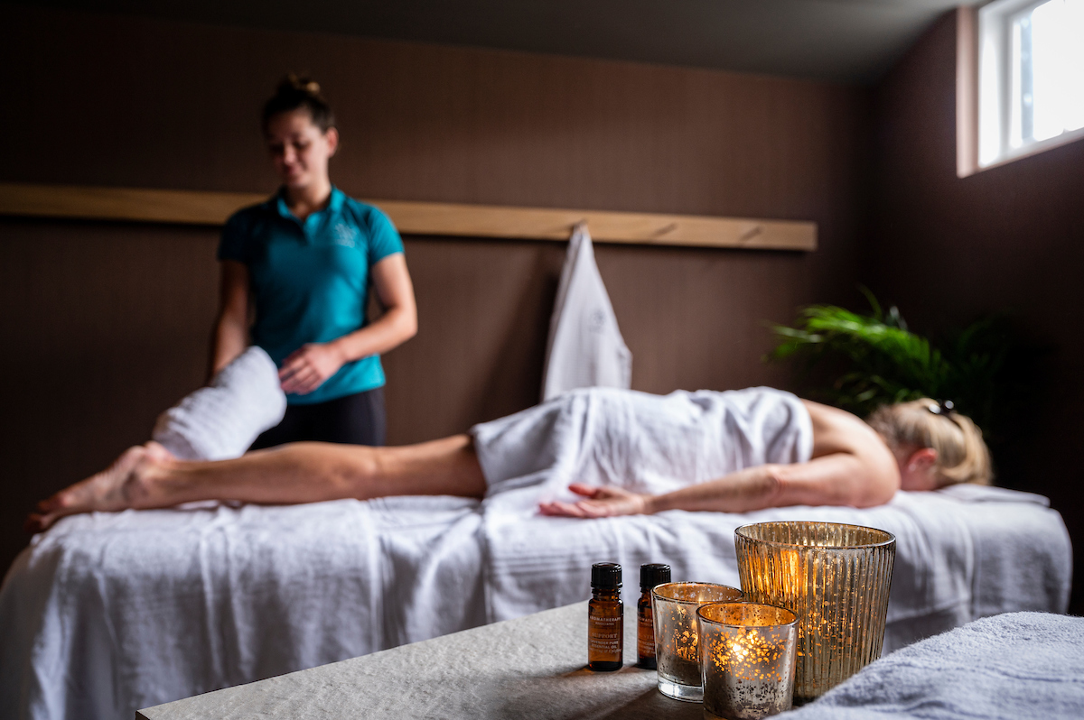 Spa and massage treatments at Natural Fit Tunbridge Wells, including Swedish and Deep Tissue massage, as well as physiotherapy sports massage.
